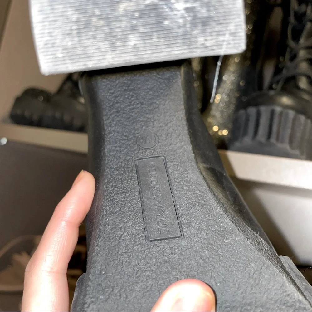 ❌SOLD❌ Kendall + Kylie Coty Platform Combat Boots - Picture 9 of 10